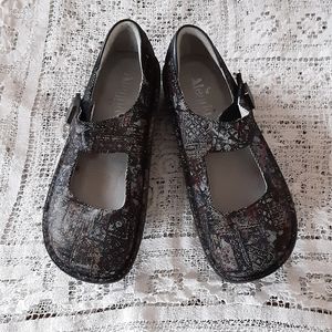 Alegria size 39 maryjanes like new